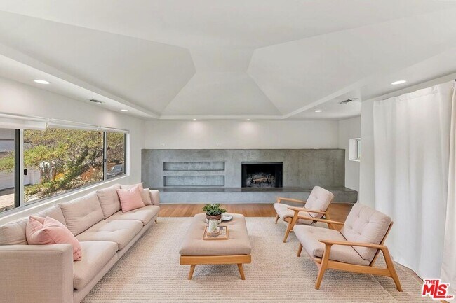 Building Photo - 4608 Nob Hill Dr
