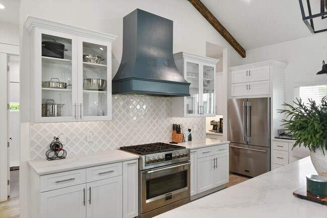 Building Photo - Luxurious living in Winter Park