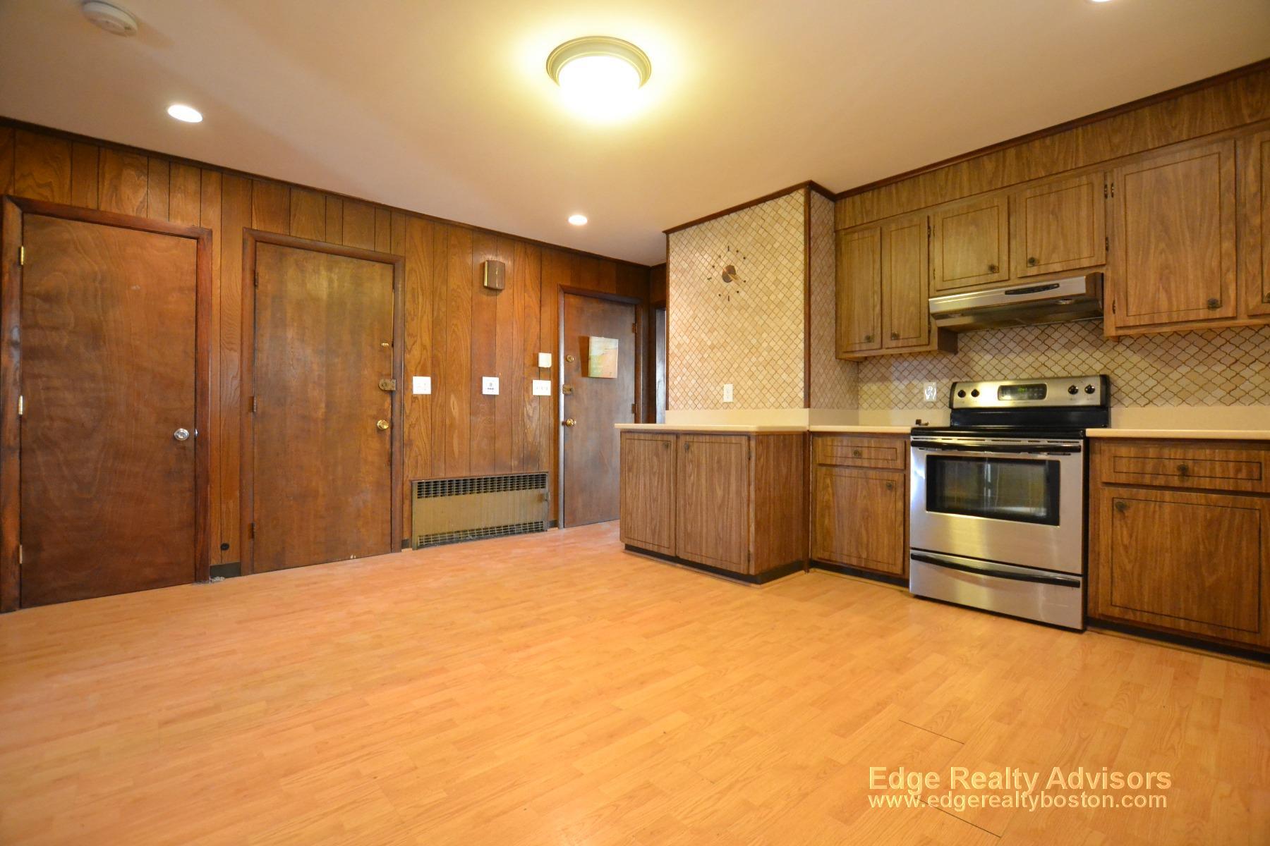 Building Photo - 285 Webster St