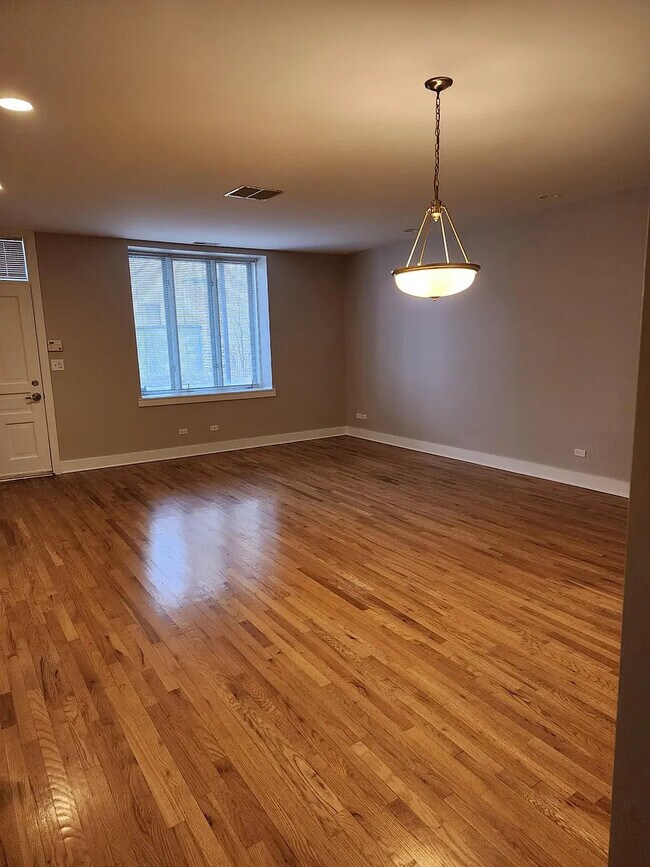 Building Photo - Apartments in Lockport