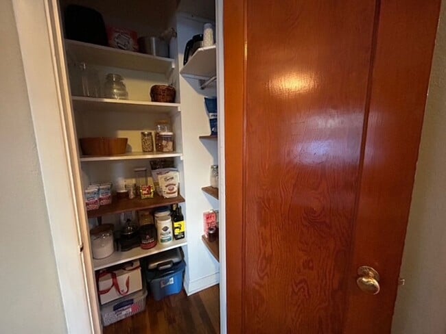 Building Photo - Charming 3 Bedroom, 2 Bath House on the East Side of Kalispell