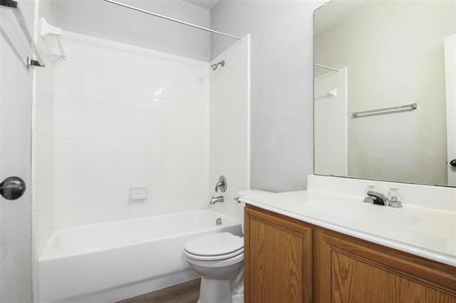 Building Photo - 14541 Little Anne Dr