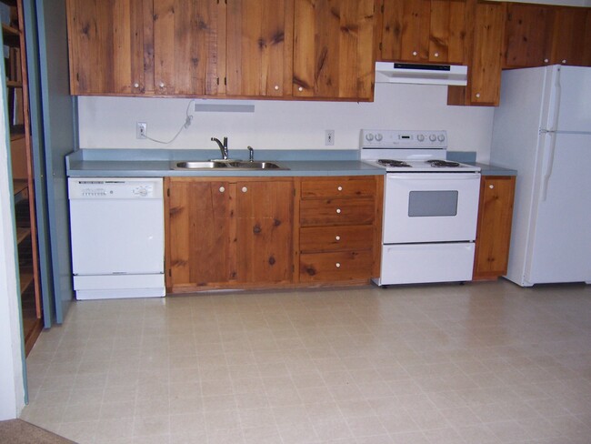 Kitchen - 2935 Stillmeadow Ln