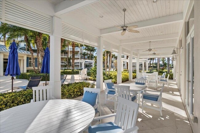 Building Photo - 143 Bay Colony Dr N