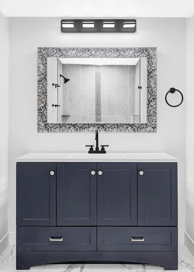 Building Photo - Modern Comfort in Bradburn’s Most Sought-A...