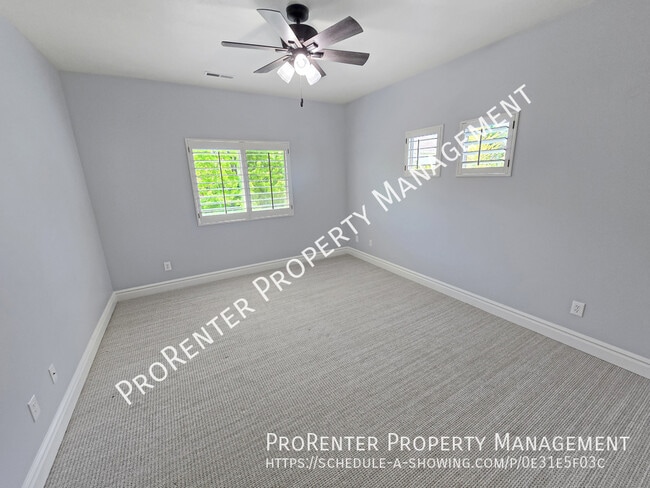 Building Photo - 843 Eaglepointe Dr