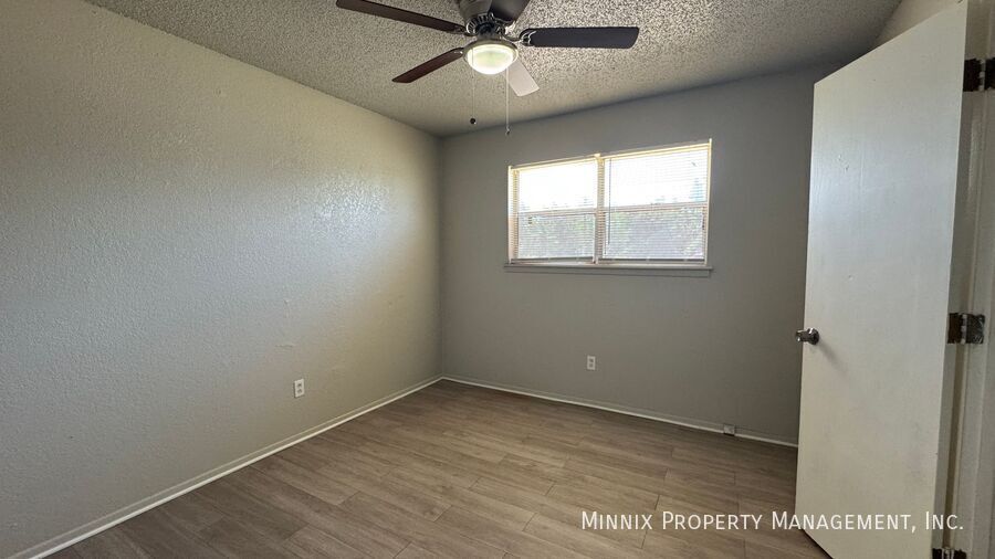 Building Photo - 2302 40th St