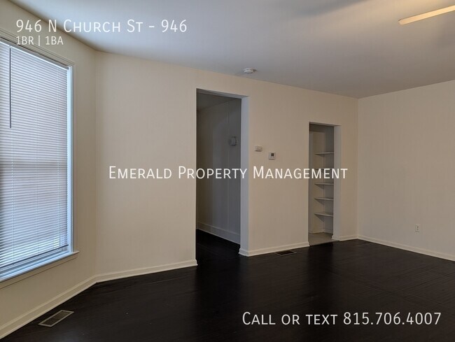 Building Photo - 946 N Church St