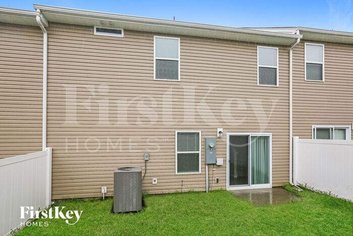 Building Photo - 10721 Rivergate Dr NW