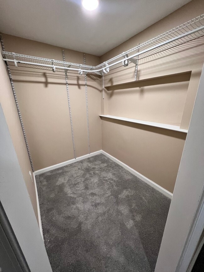 Building Photo - 121 N 46th St