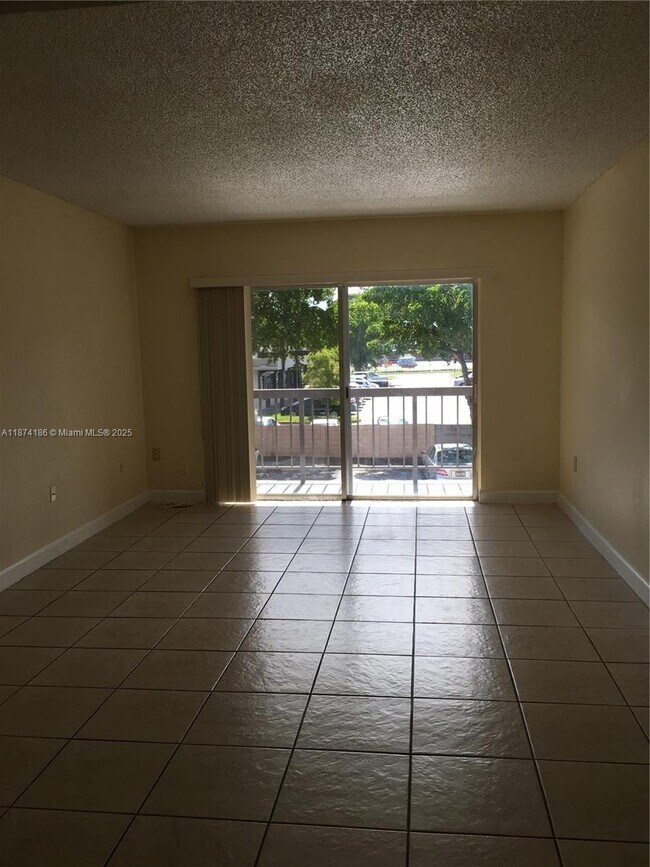 Building Photo - 10900 SW 104th St