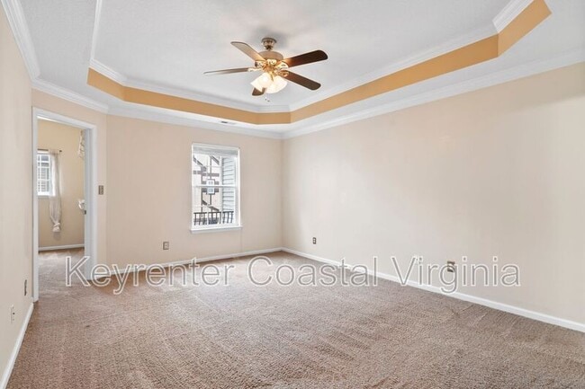 Building Photo - 1405 Broad Water Arch