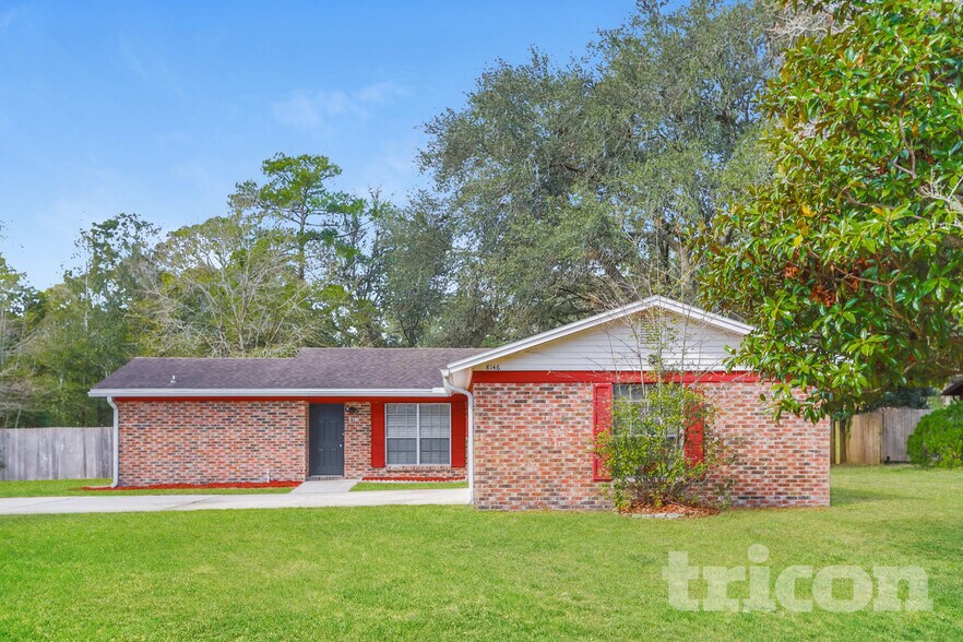 Primary Photo - 8146 Niska Trail