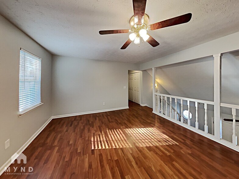 Building Photo - 4825 Hairston Pl