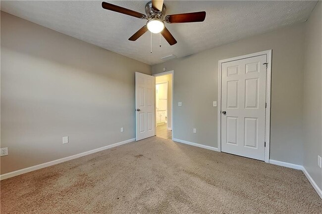 Building Photo - 1210 Webb Farm Ln