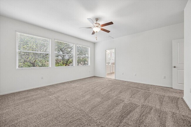 Building Photo - 10303 Buster Dr