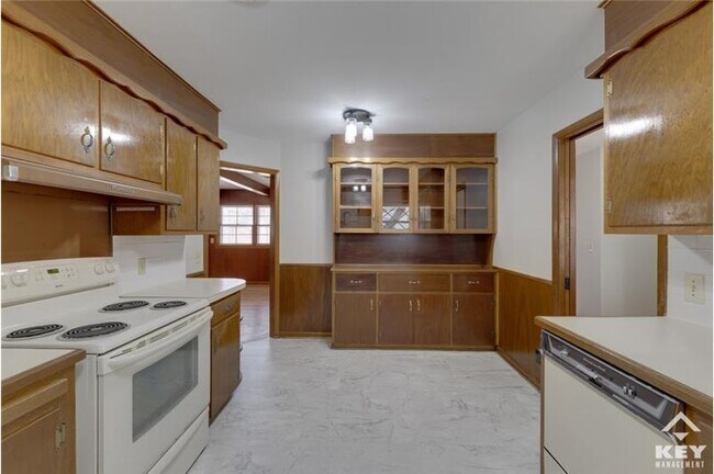 Building Photo - 1143 Patricia St