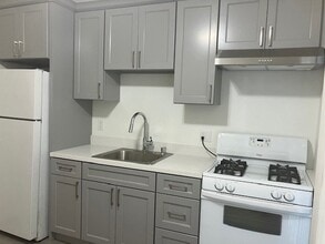 Building Photo - 5405 Morrow Dr