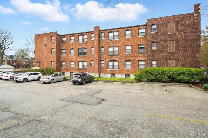 Building Photo - 4228 McPherson Ave