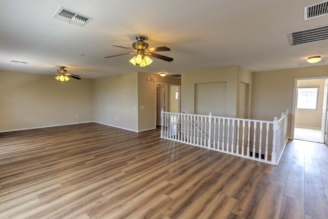 Building Photo - Rancho Sahuarita 5-Bed with 3.5 Baths 3187 Sq Ft