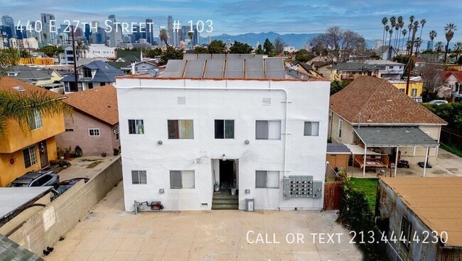 Building Photo - 440 E 27th St