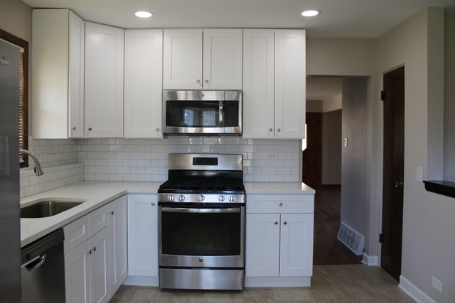 Building Photo - 724 Barnsdale Rd