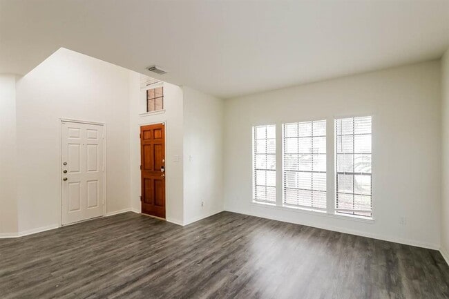 Building Photo - 23043 N Waterlily Dr