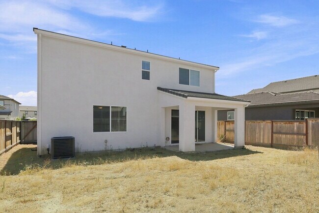Building Photo - 516 Silver Cloud Ct