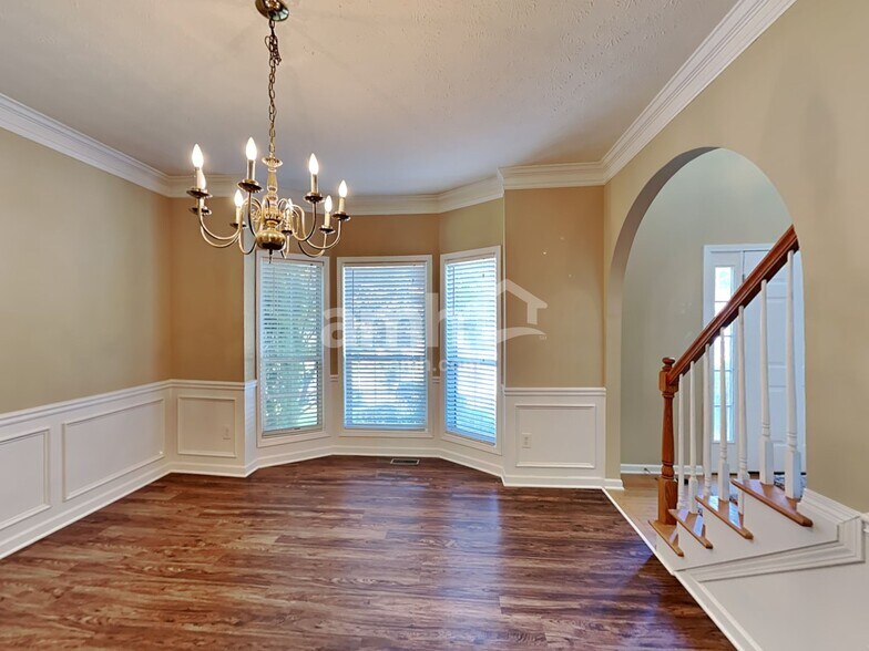 Building Photo - 4961 Heritage Crossing Dr SW