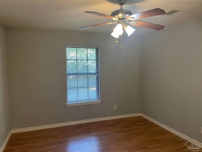 Building Photo - 5067 Serry Ln