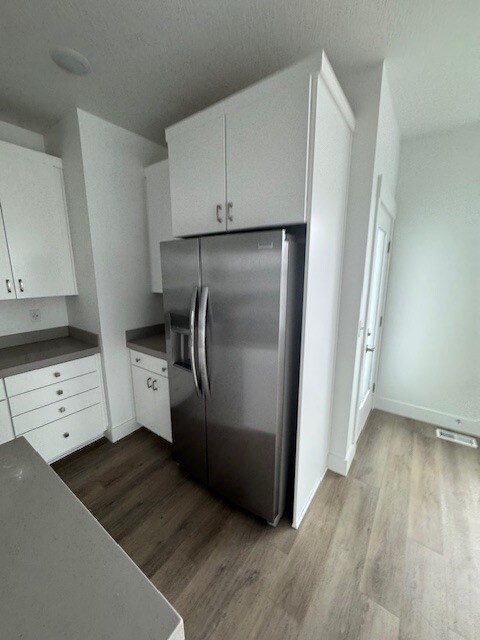 Building Photo - 188 1700 W