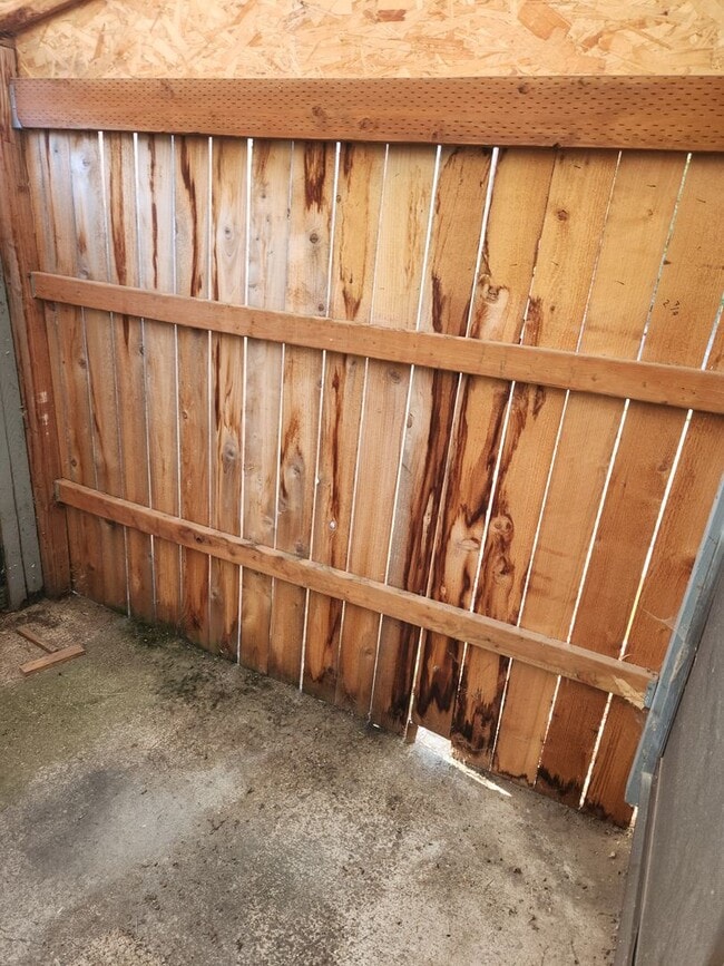 Building Photo - 47-47 N 8th St