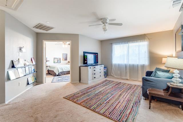 Building Photo - 2031 Knights Ct