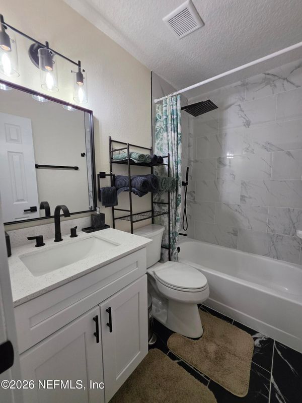 Building Photo - 7411 Colony Cove Ln