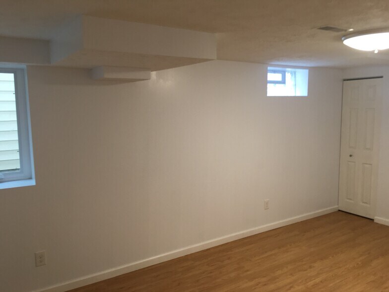 Building Photo - 203 Rockridge Rd