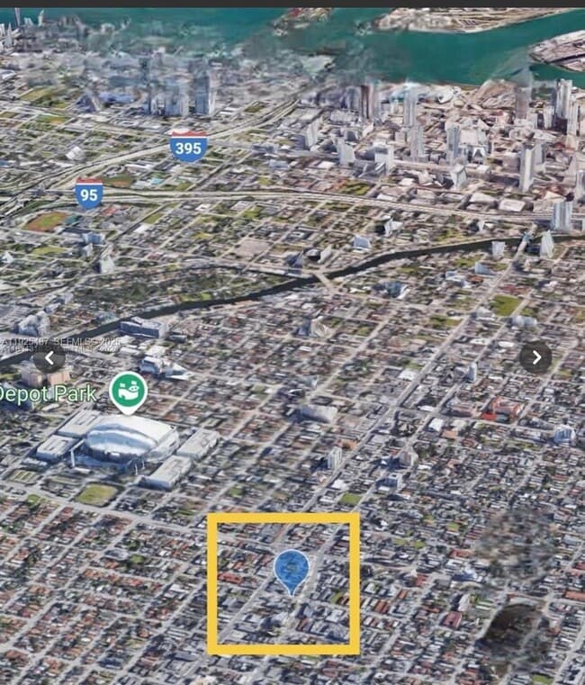 Building Photo - 1800 SW 3rd St