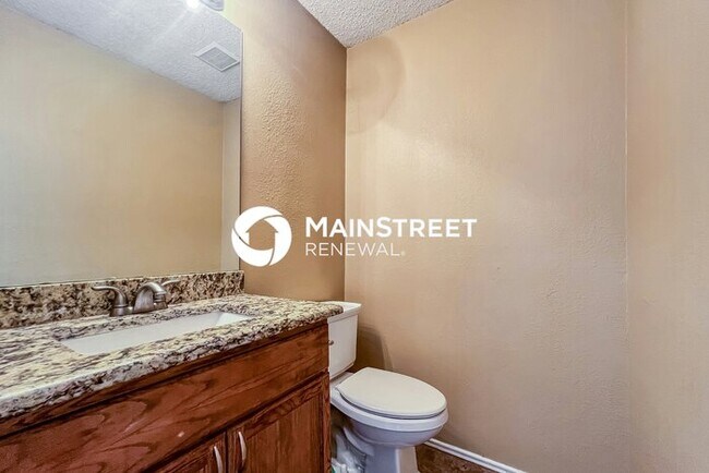 Building Photo - 4 Bedroom Pet-Friendly Home in Rowlett, TX with Main Street Renewal