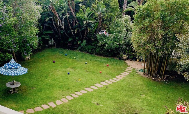 Building Photo - 242 Mabery Rd