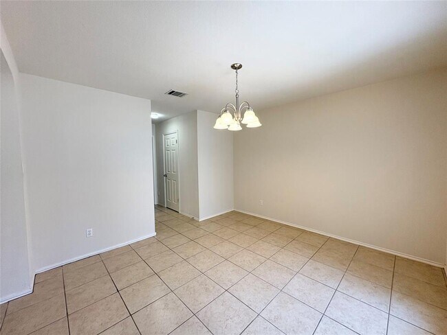 Building Photo - 1101 Wood Creek Dr