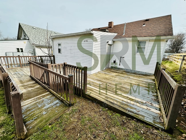 Building Photo - Spacious 2BD home off of Taylor Blvd!