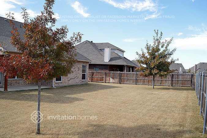 Building Photo - 1147 Clairemont Ln