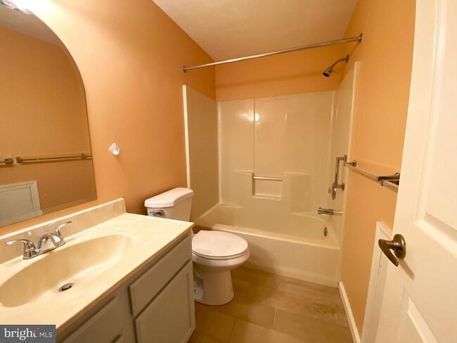 Building Photo - 1107 Ginger Ct