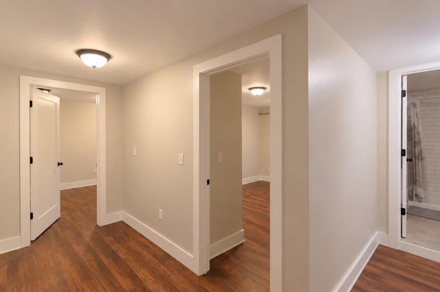 Building Photo - 108 S Quarry St