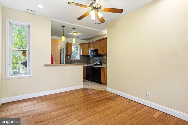 Building Photo - 1606 S Frazier St