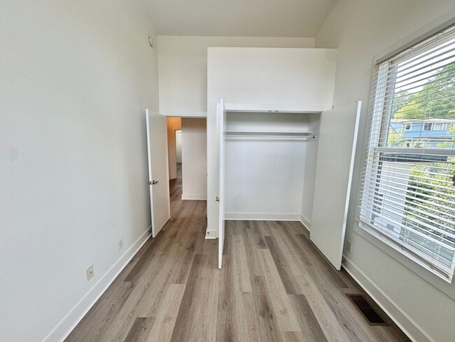 Building Photo - 3 Bed, 2.5 Bath Home w/ 2 Vehicle Carport and Fenced Backyard