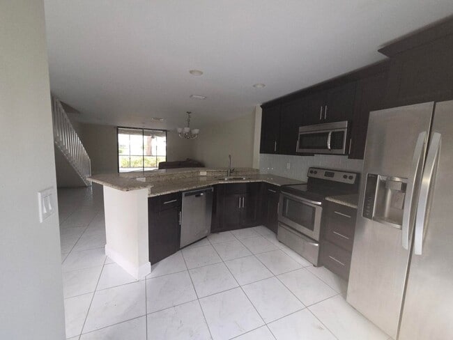 Building Photo - 7890 Lago Del Mar Dr