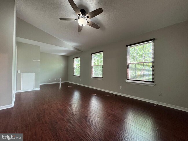 Building Photo - 8141 Bayonet Way
