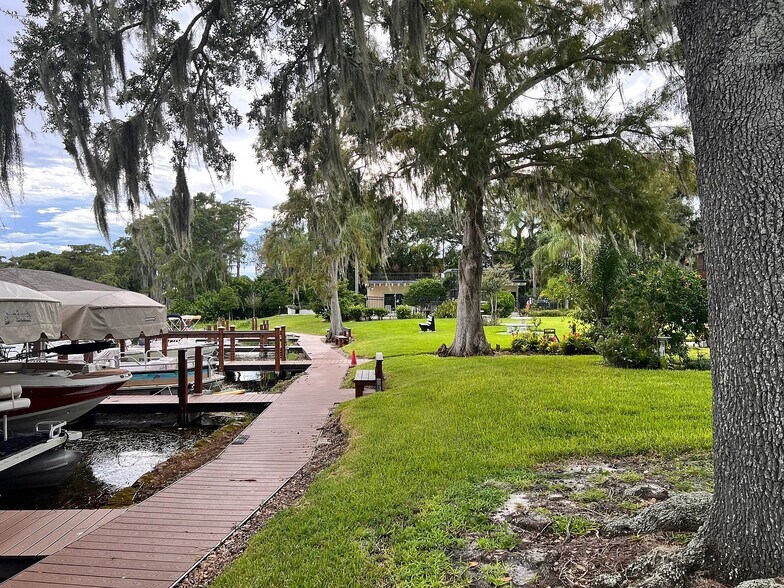 Building Photo - 2500 Lee Rd