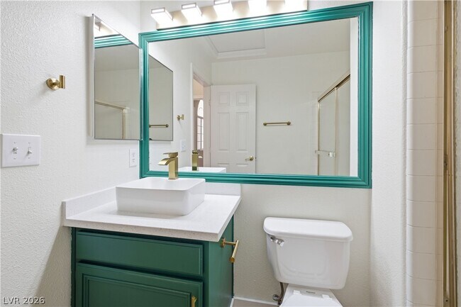 Building Photo - 315 Seine Way