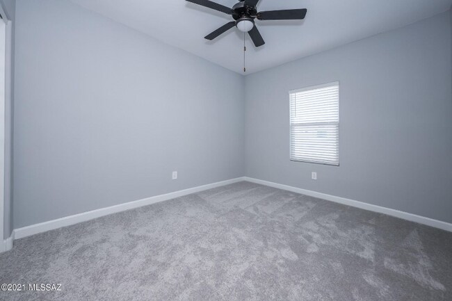 Building Photo - 12312 N Miller Canyon Ct